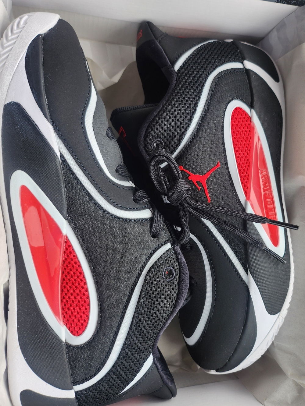 Jordan  Tatum 4 Bloodline Sz 6.5 Black and Red Low-Top Sneakers